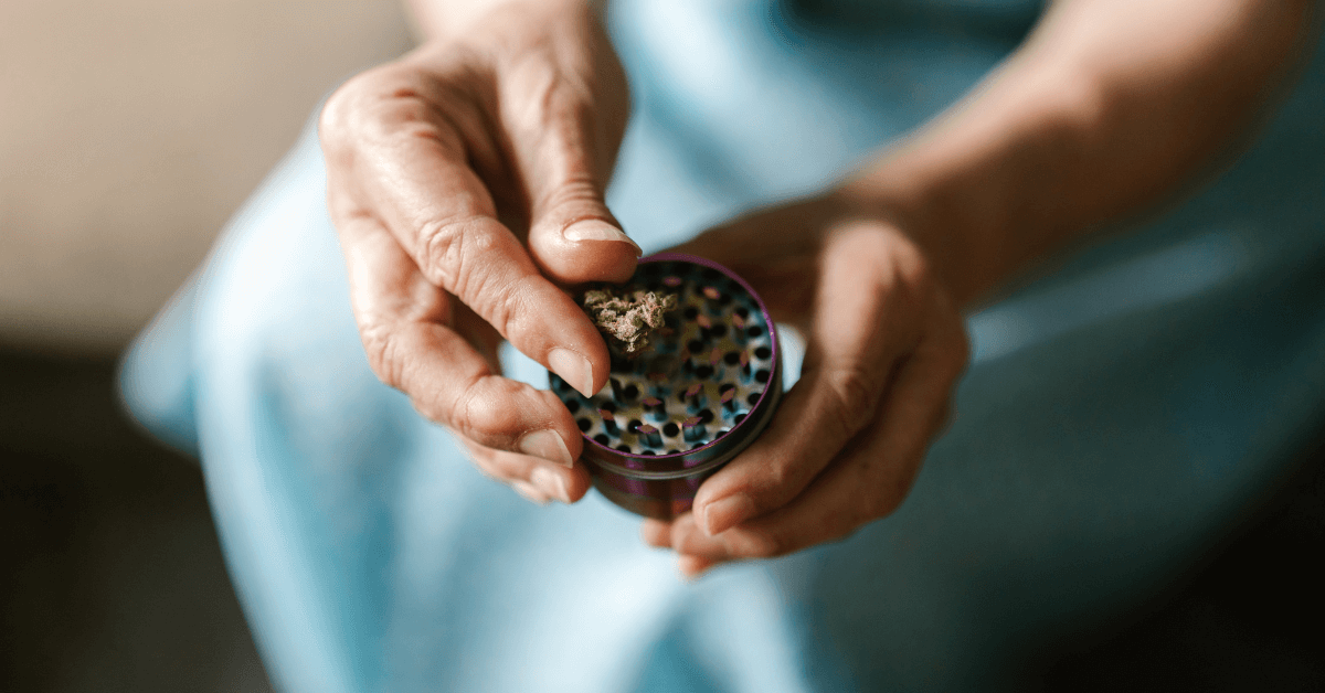 How To Use A Weed Grinder